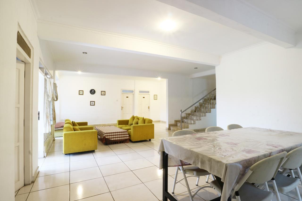 Villa Madani Paragajen 外观 照片