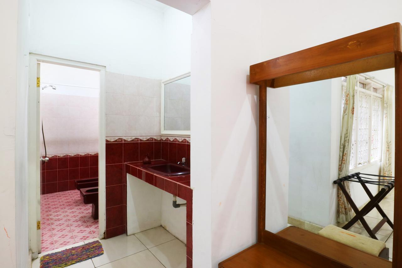 Villa Madani Paragajen 外观 照片