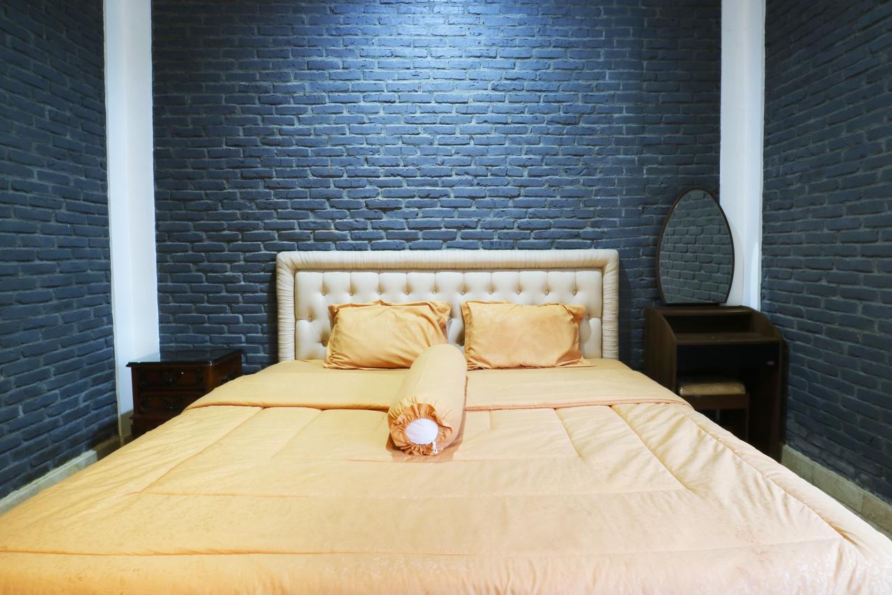 Villa Madani Paragajen 外观 照片