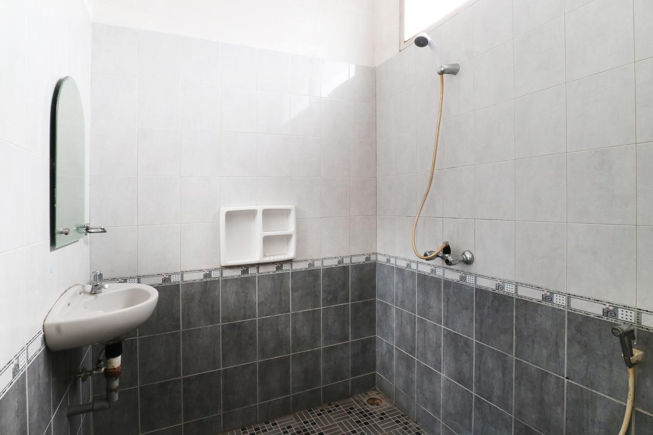 Villa Madani Paragajen 外观 照片