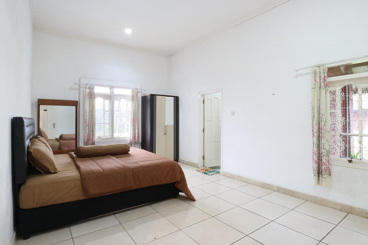 Villa Madani Paragajen 外观 照片