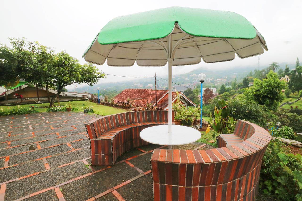 Villa Madani Paragajen 外观 照片