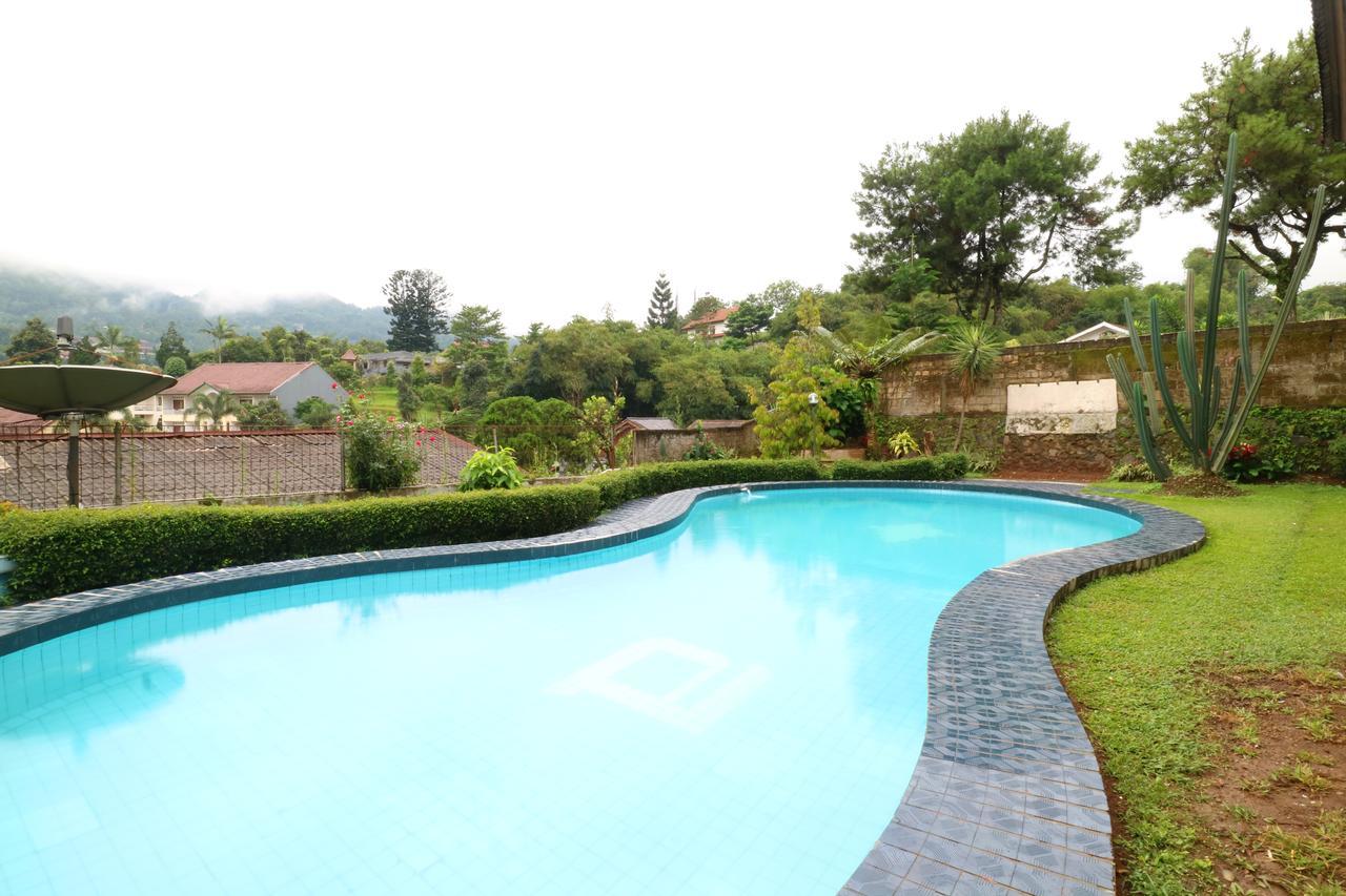 Villa Madani Paragajen 外观 照片