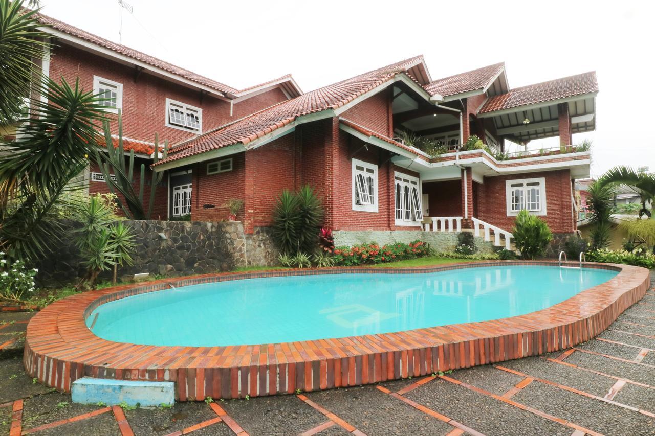 Villa Madani Paragajen 外观 照片